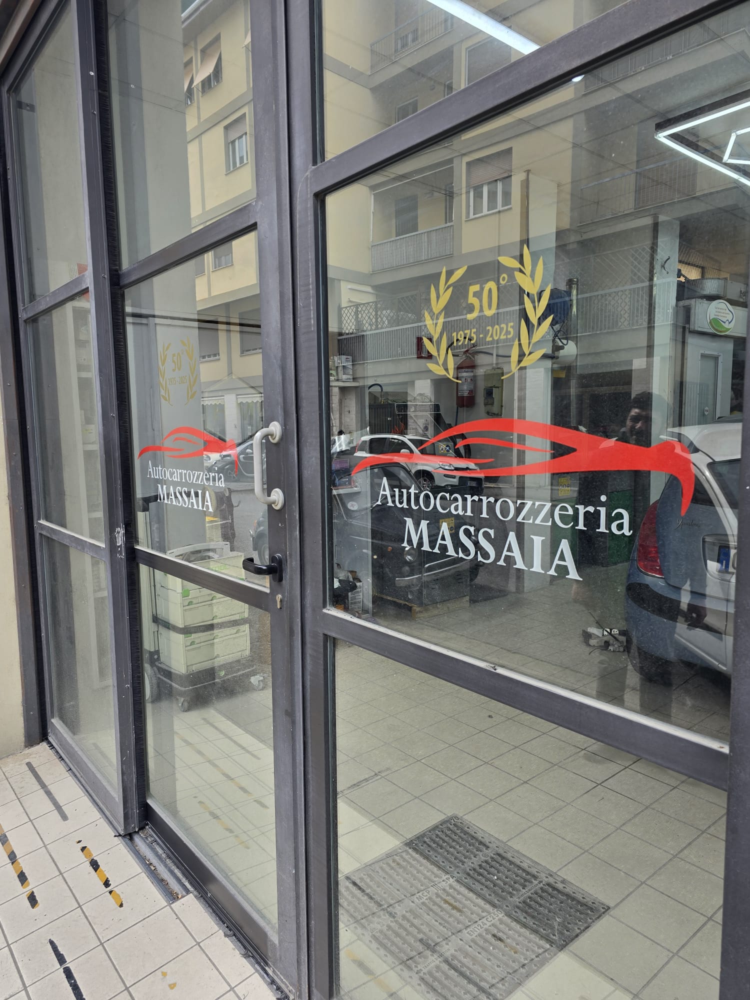 Vetrofanie Intagliate Carrozzeria la Massaia
